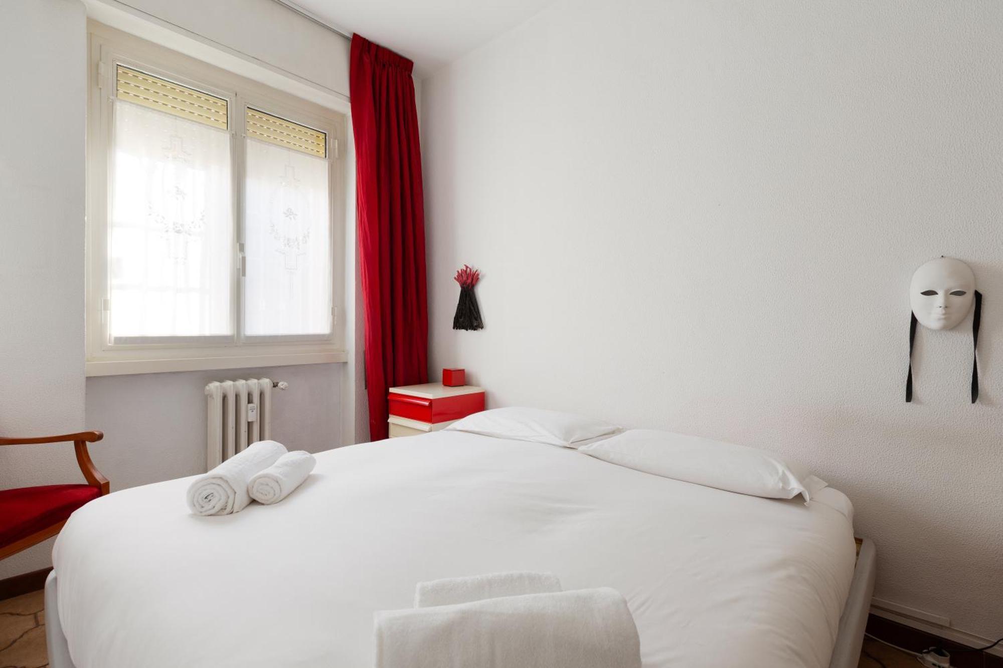 Milan-Linate Apartment With Balcony Extérieur photo