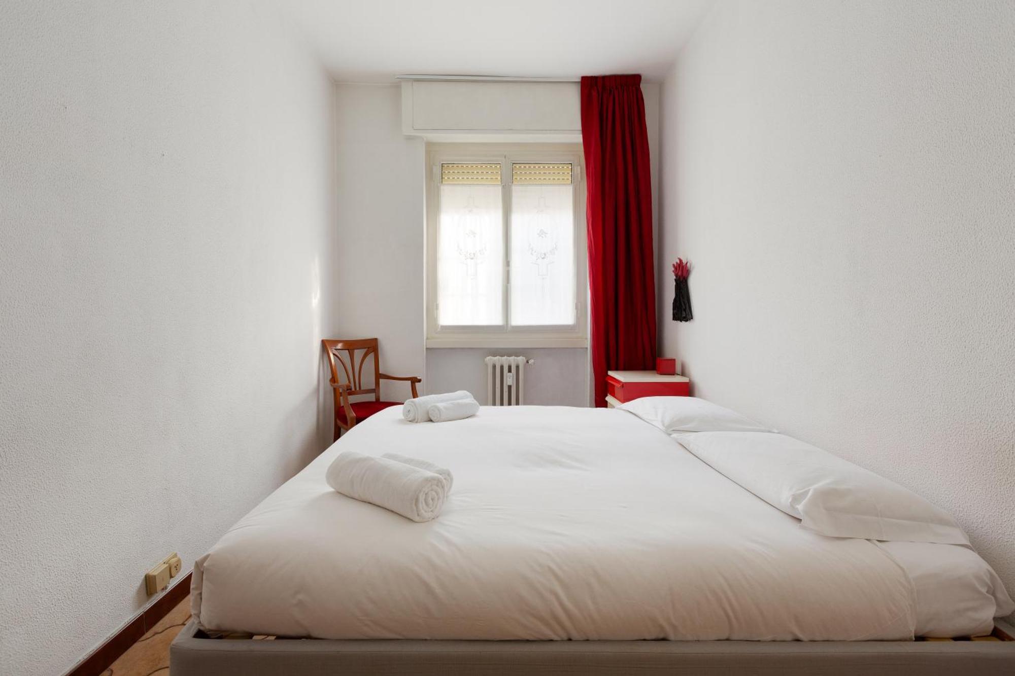 Milan-Linate Apartment With Balcony Extérieur photo