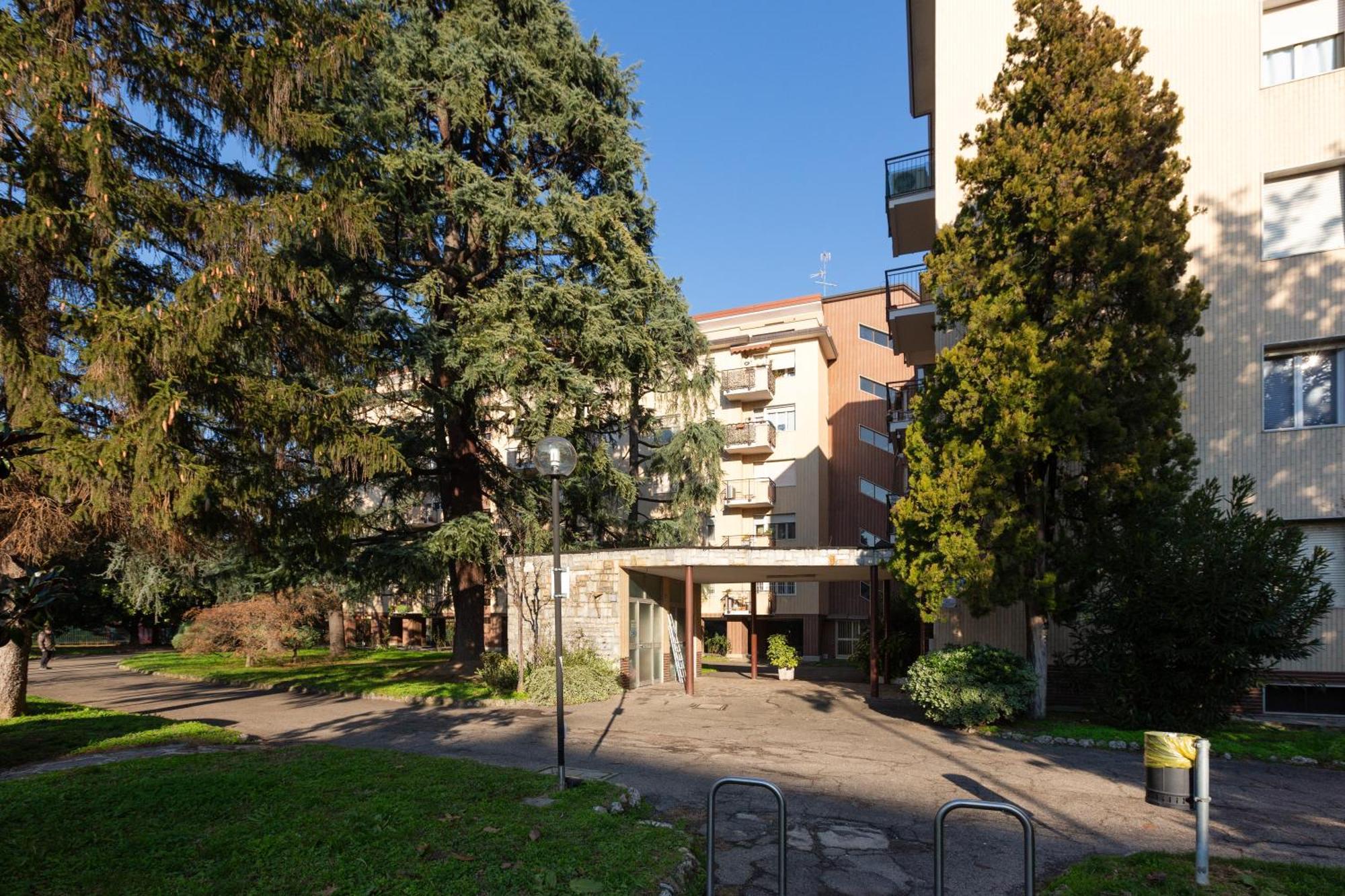 Milan-Linate Apartment With Balcony Extérieur photo